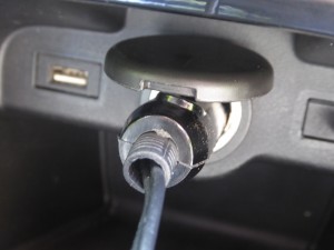 12 Volt Anschluss im Auto